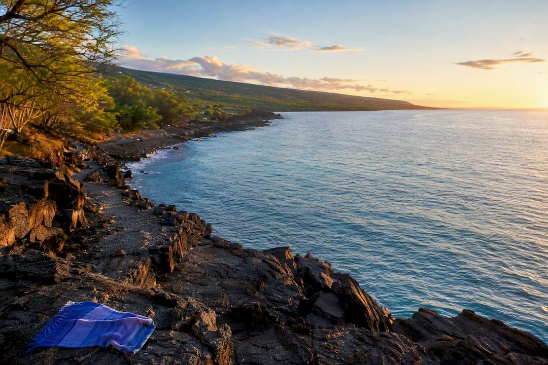 4 South Kona Beaches Near Captain Cook: Parking, Sanctuary & Camping